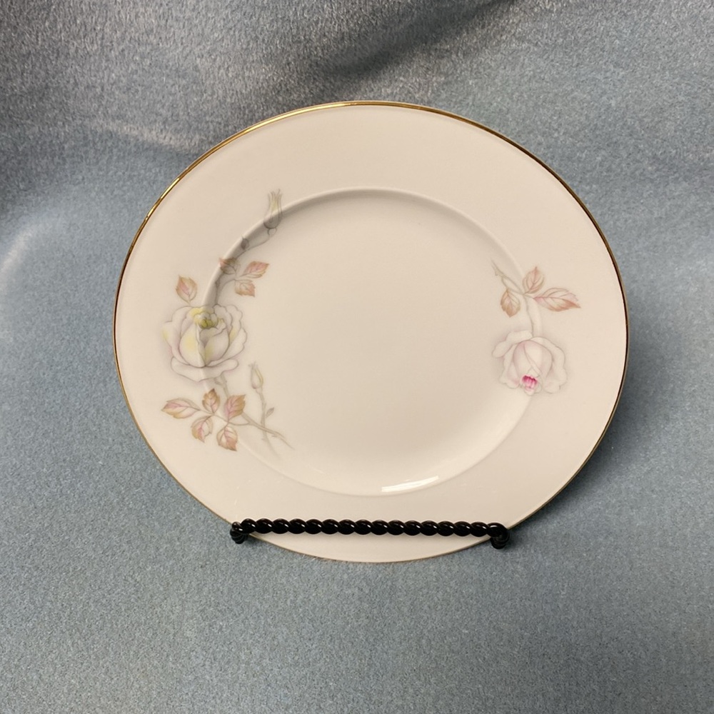 2-JOHANN HAVILAND SWEETHEART ROSE BREAD AND BUTTER PLATES 6 INCH